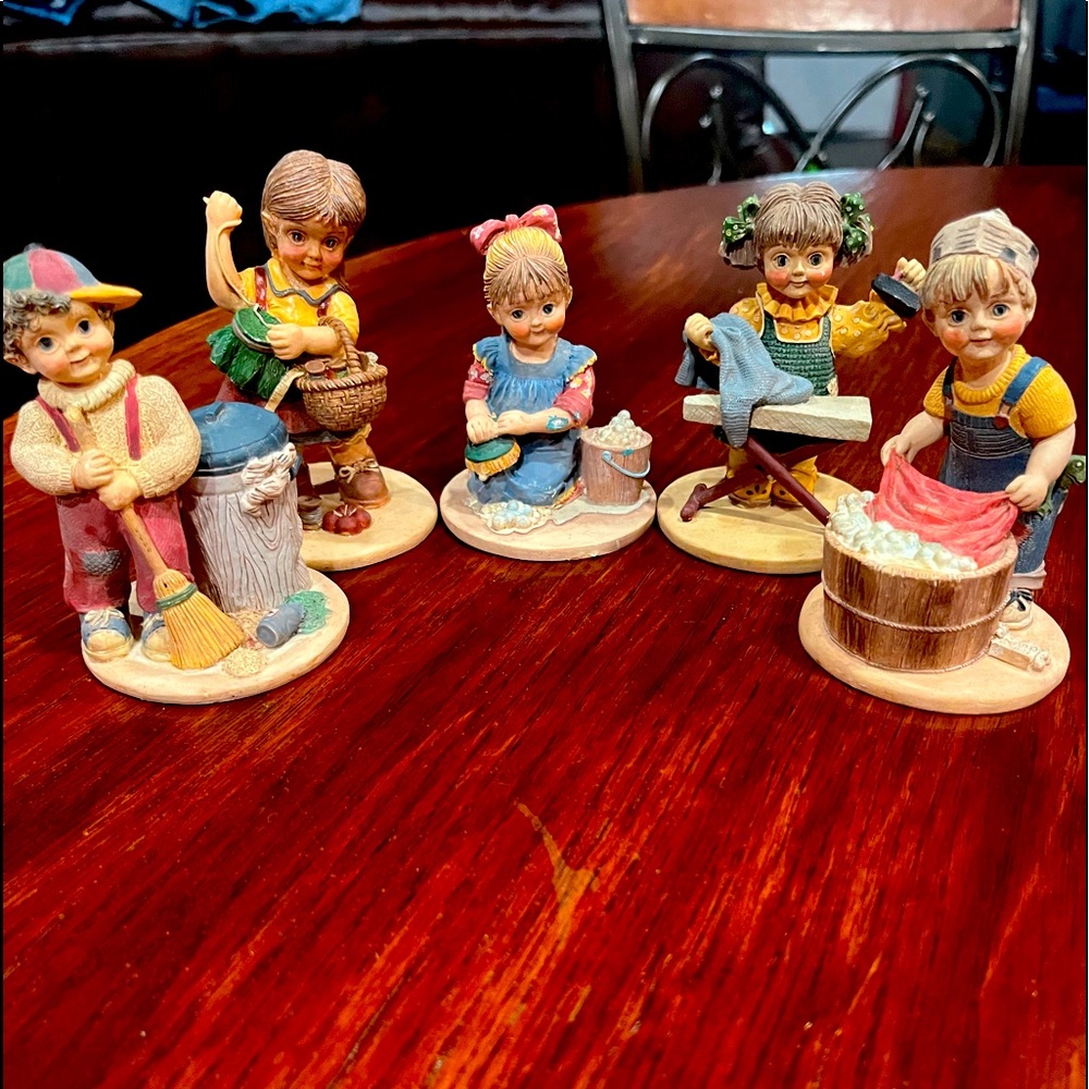 Tender heart figure collection
